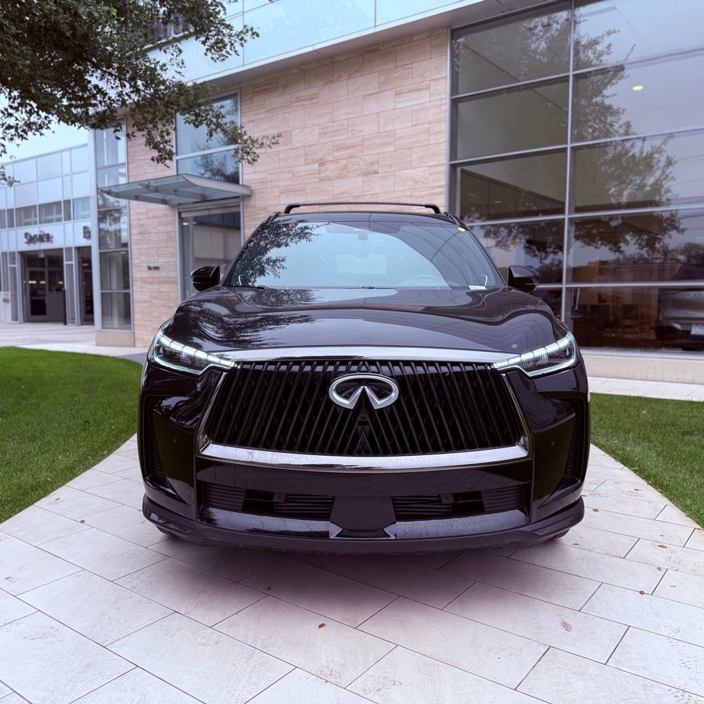 Certified 2026 INFINITI QX60 Autograph w/ Dark Cargo Package AWD/4WD image 3