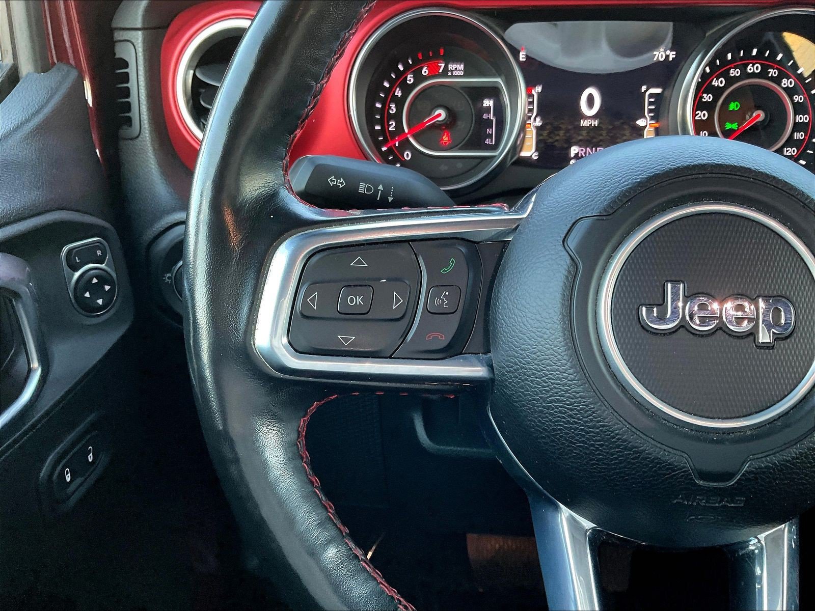 Used 2021 Jeep Wrangler Rubicon w/ Cold Weather Group AWD/4WD image 14