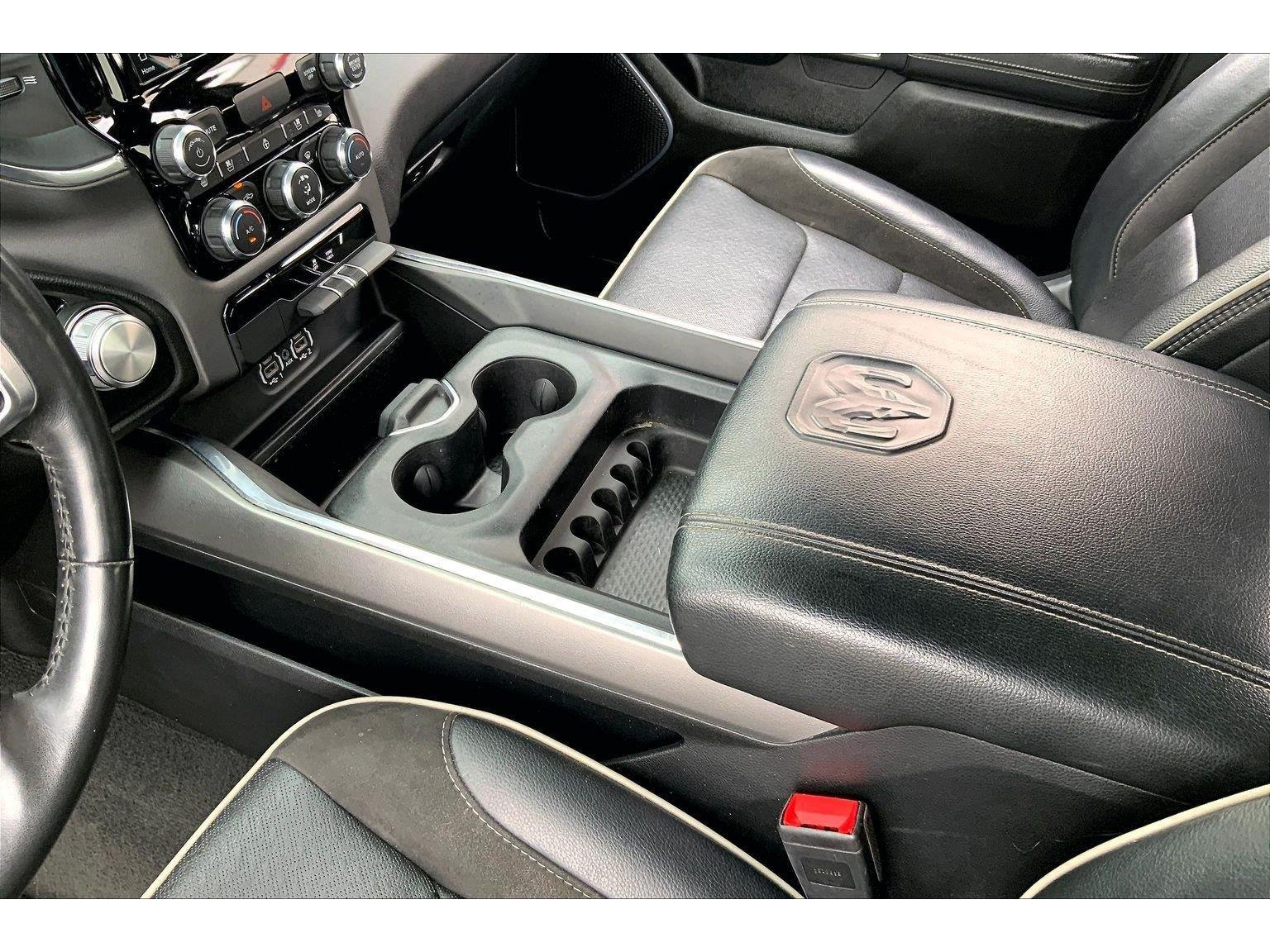 Used 2024 RAM 1500 Laramie AWD/4WD image 16