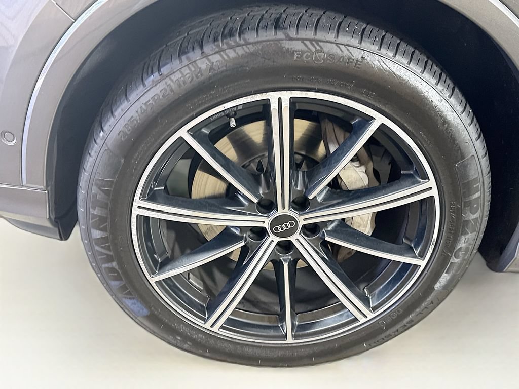 Used 2021 Audi Q7 3.0T Premium Plus AWD/4WD image 41