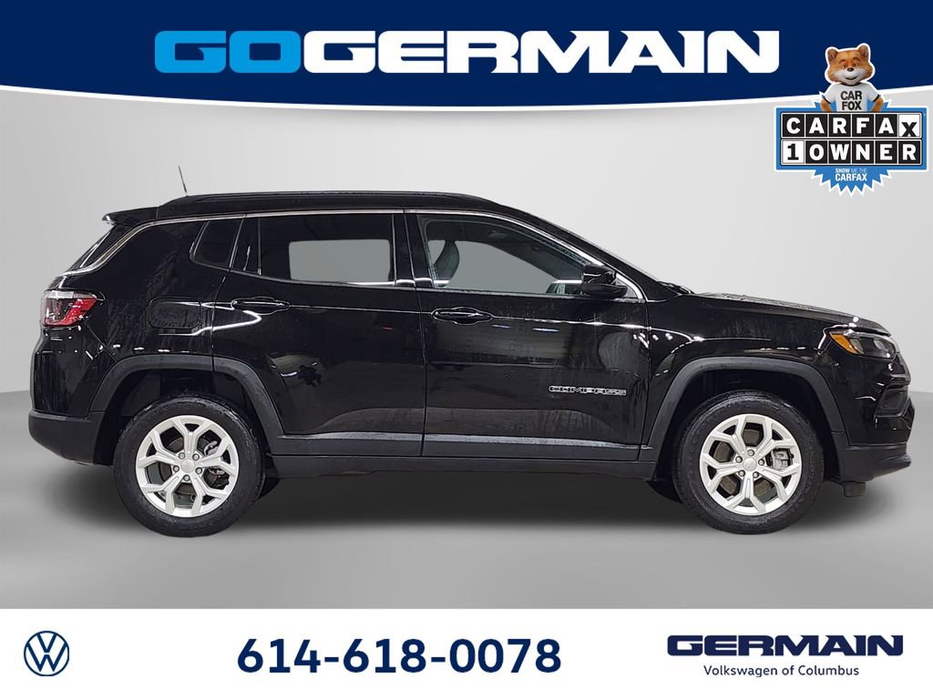 Used 2024 Jeep Compass Latitude w/ Sun and Sound Group image 7
