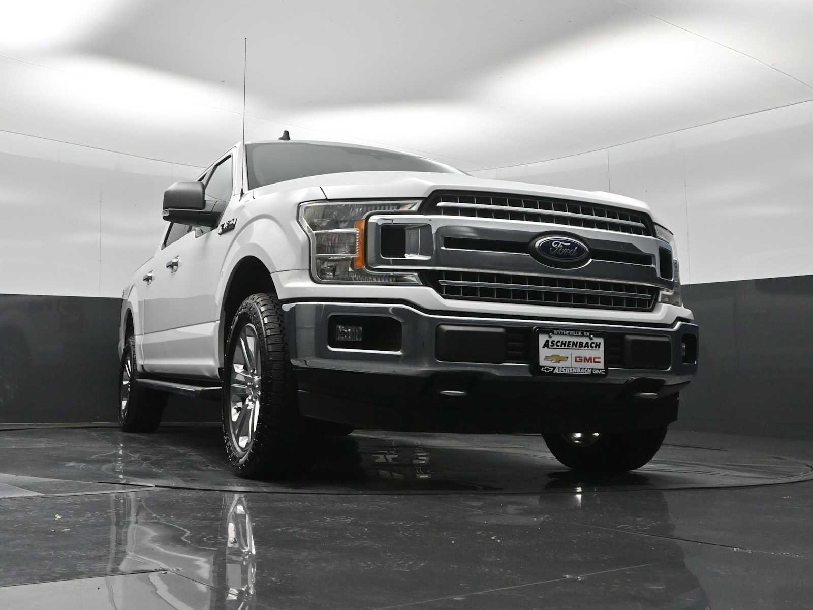 Used 2019 Ford F150 XLT w/ Equipment Group 302A Luxury AWD/4WD image 19
