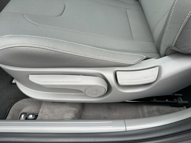 New 2026 Hyundai Elantra Sport w/ Cargo Package FWD image 35