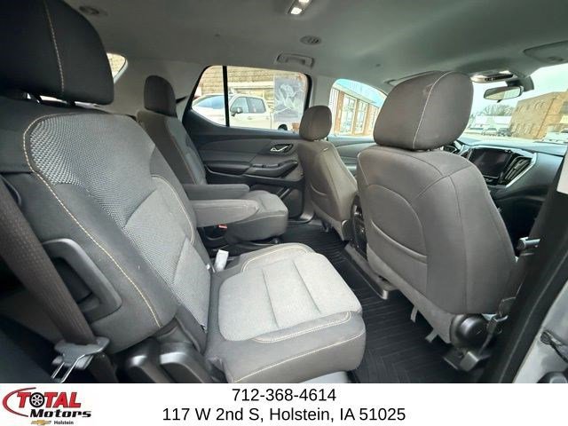Used 2021 Chevrolet Traverse LT image 14