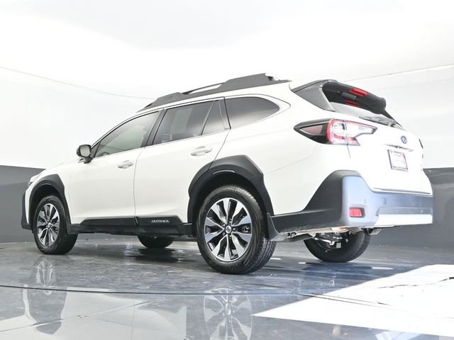 Used 2025 Subaru Outback Touring image 24