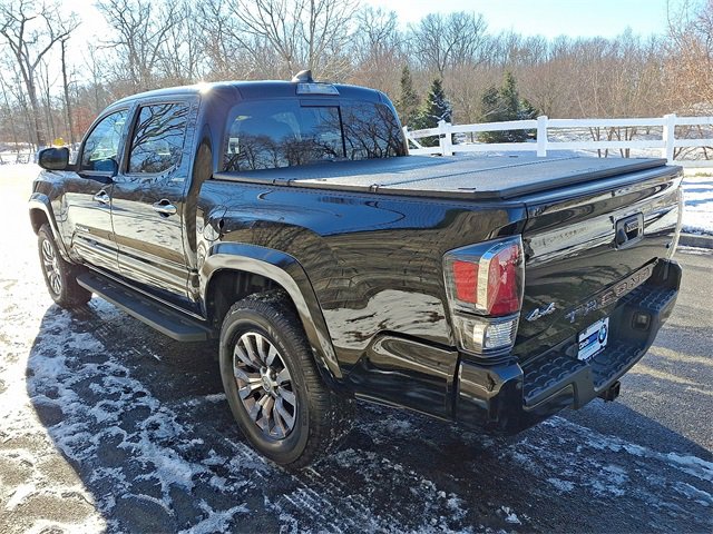 Used 2021 Toyota Tacoma Limited image 4