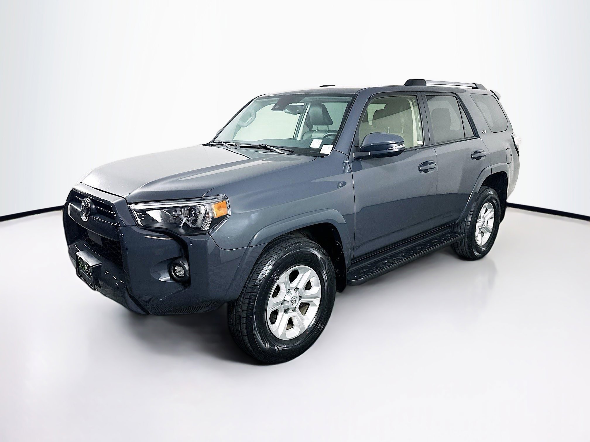 Used 2024 Toyota 4Runner SR5 Premium AWD/4WD image 3