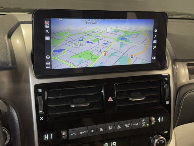 Used 2023 Lexus GX 460 Premium w/ Premium Package image 39