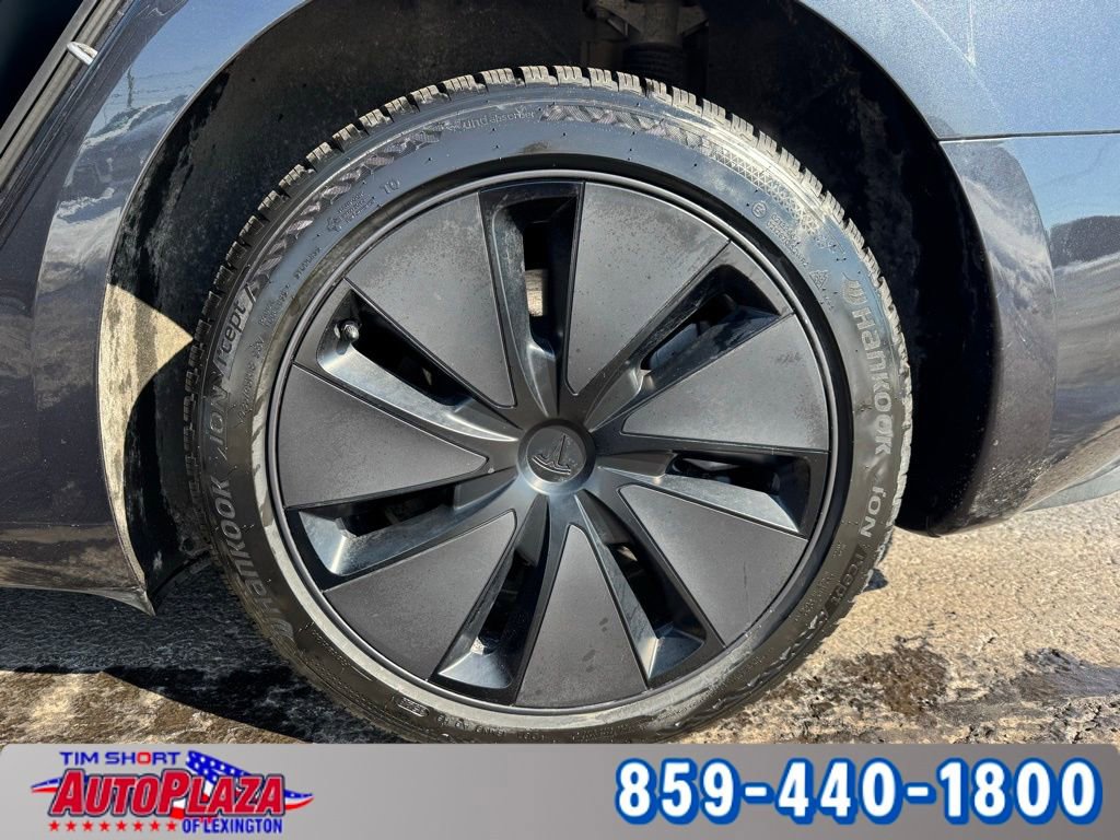 Used 2024 Tesla Model 3 Standard Range image 13