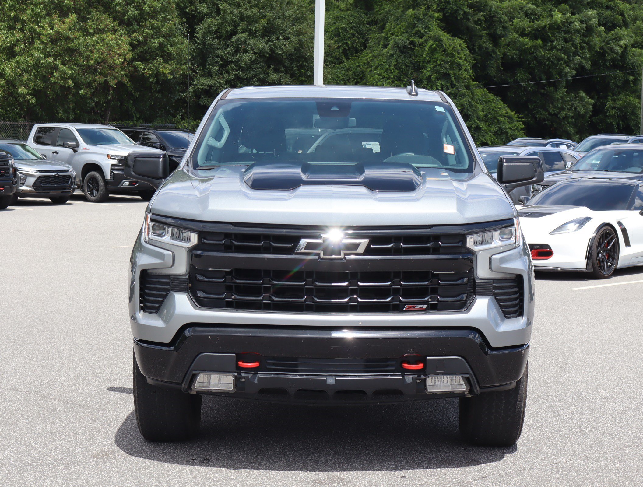 Used 2023 Chevrolet Silverado 1500 LT Trail Boss w/ Protection Package AWD/4WD image 3