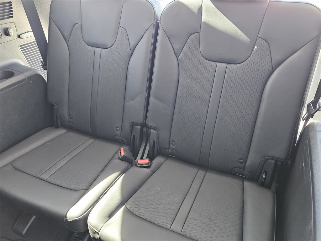 Used 2022 Kia Sorento S image 26