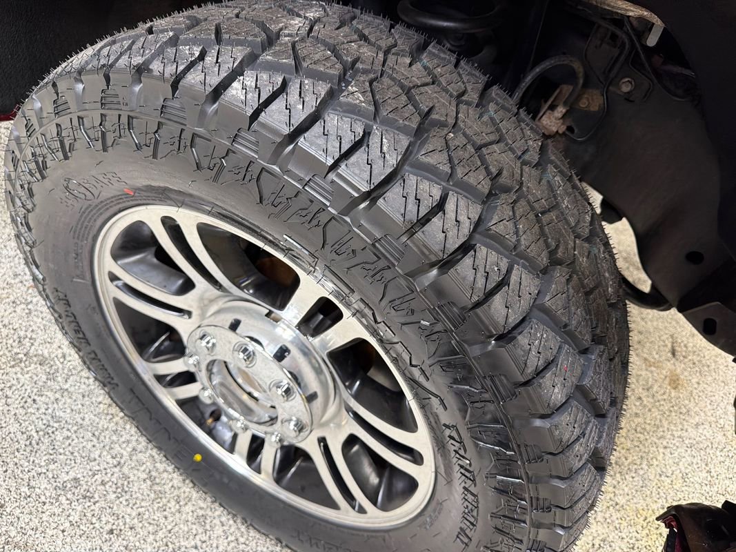 Used 2016 Ford F350 Platinum w/ FX4 Off-Road Package AWD/4WD image 49