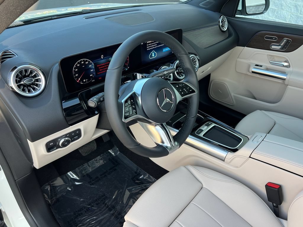 New 2026 Mercedes-Benz GLA 250 4MATIC image 16