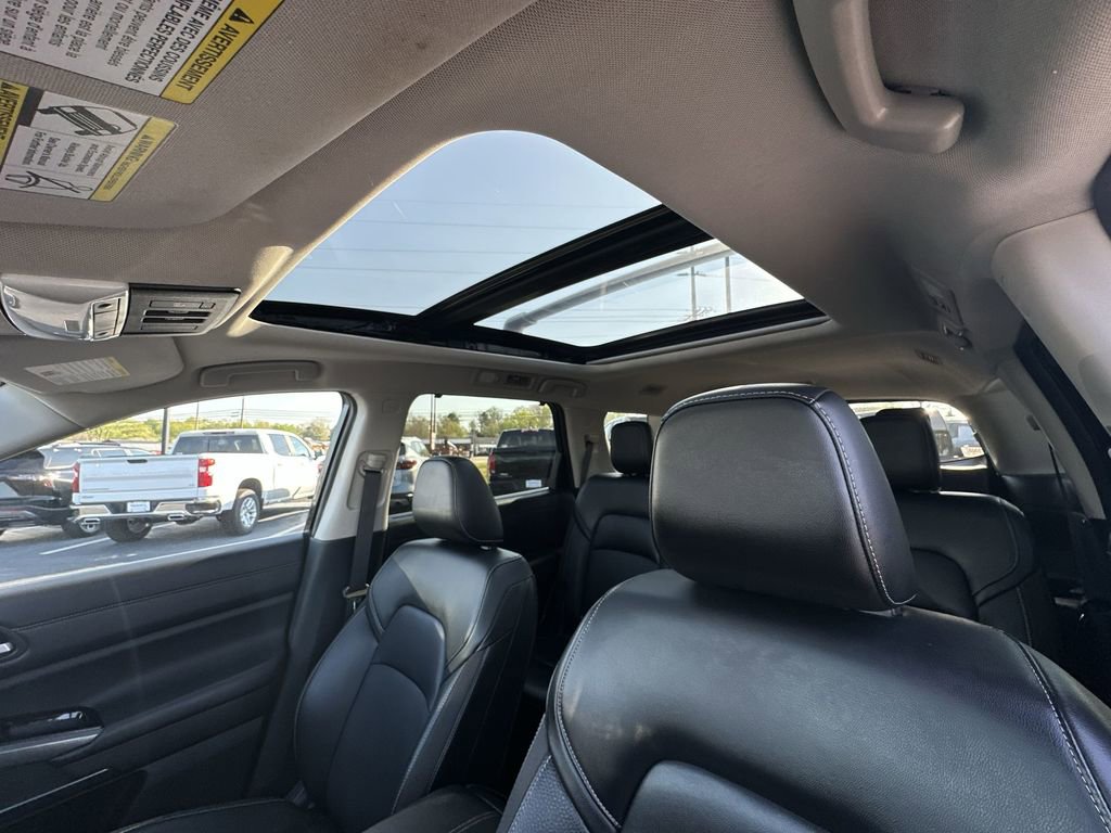 Used 2023 Nissan Pathfinder SL w/ SL Premium Package AWD/4WD image 22