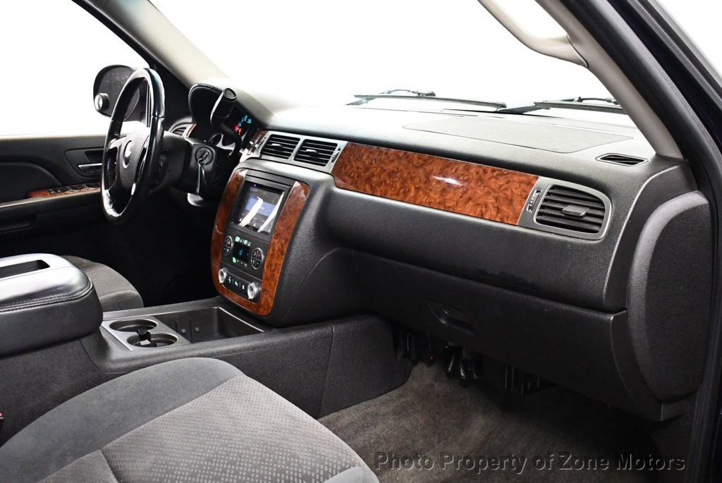 Used 2007 Chevrolet Avalanche LT image 11