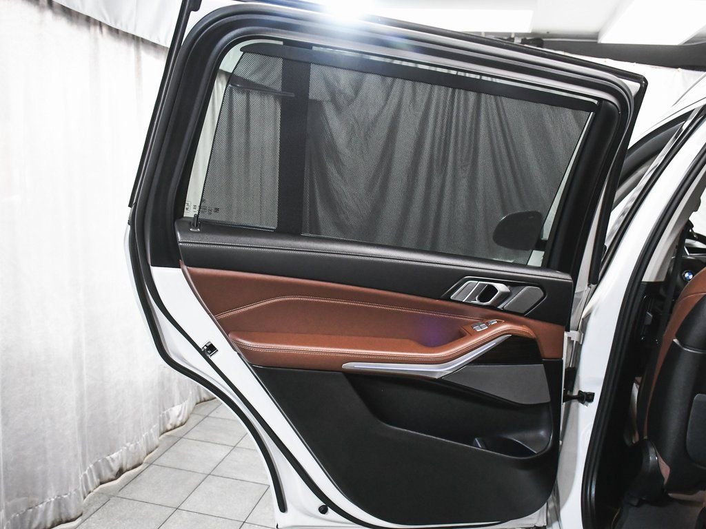 Used 2026 BMW X7 xDrive40i image 11