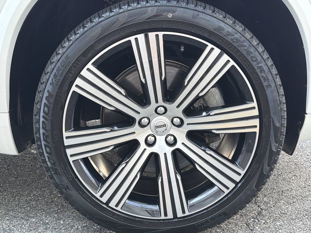 Certified 2025 Volvo XC90 T8 Ultra w/ Protection Package Premier AWD/4WD image 13