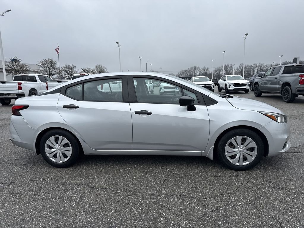 Used 2020 Nissan Versa S image 9