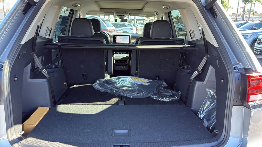New 2026 Volkswagen Atlas SE FWD image 27