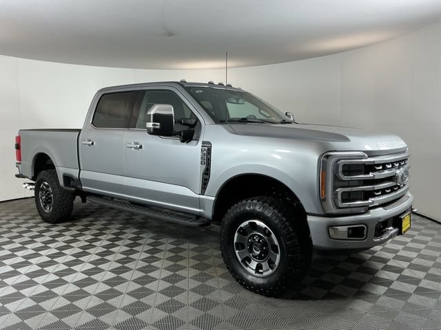 Used 2023 Ford F350 Platinum w/ Tremor Off-Road Package AWD/4WD image 3