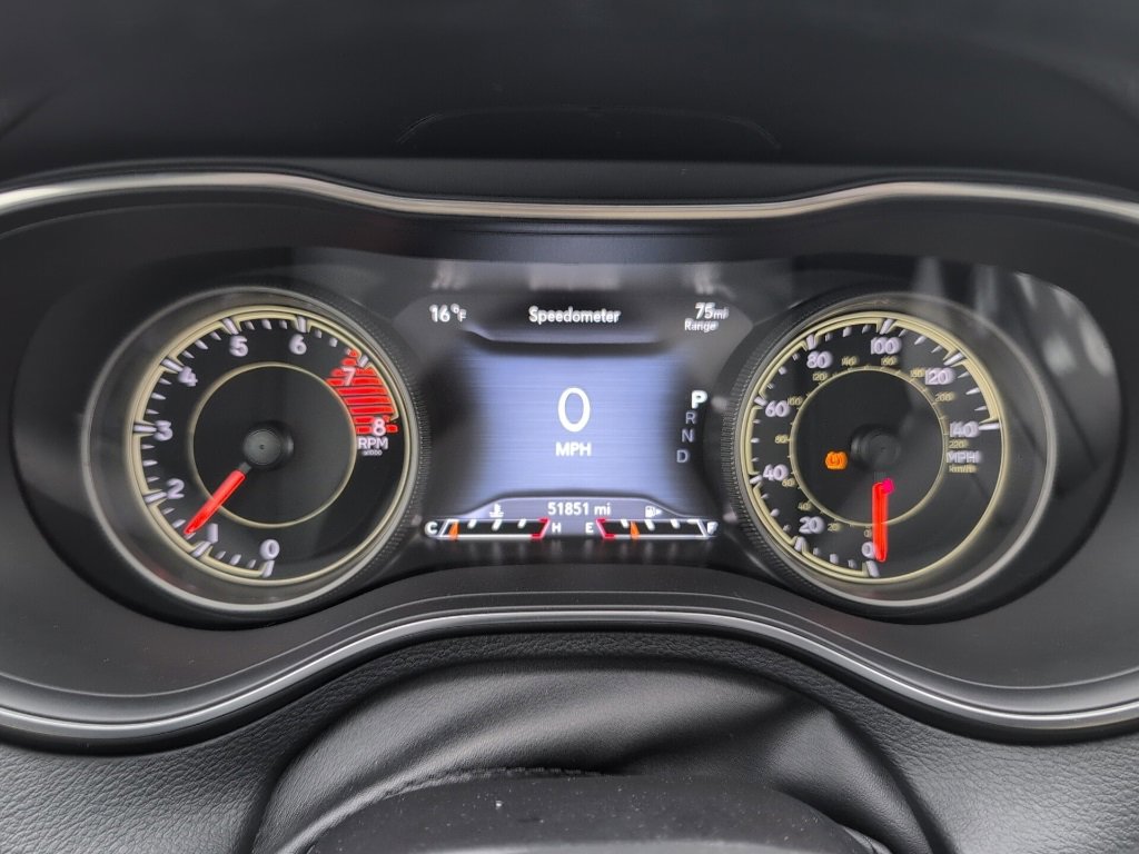 Used 2021 Jeep Cherokee Limited image 32