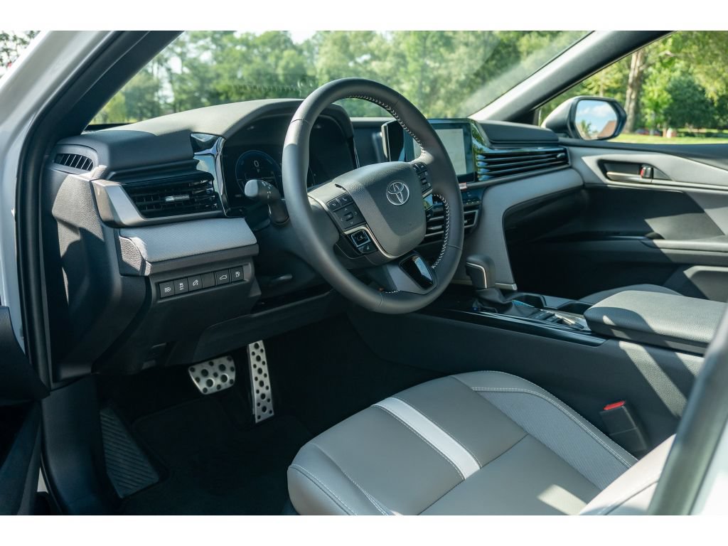 Certified 2026 Toyota Camry SE FWD image 10