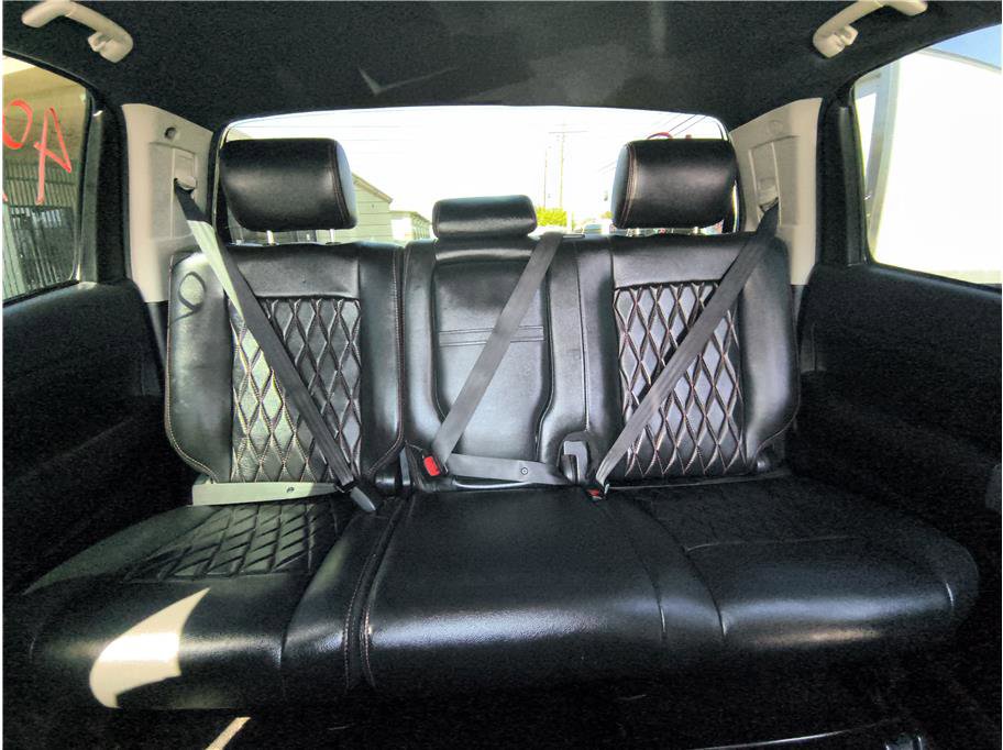 Used 2013 Toyota Tundra 2WD CrewMax w/ Tow Pkg image 9