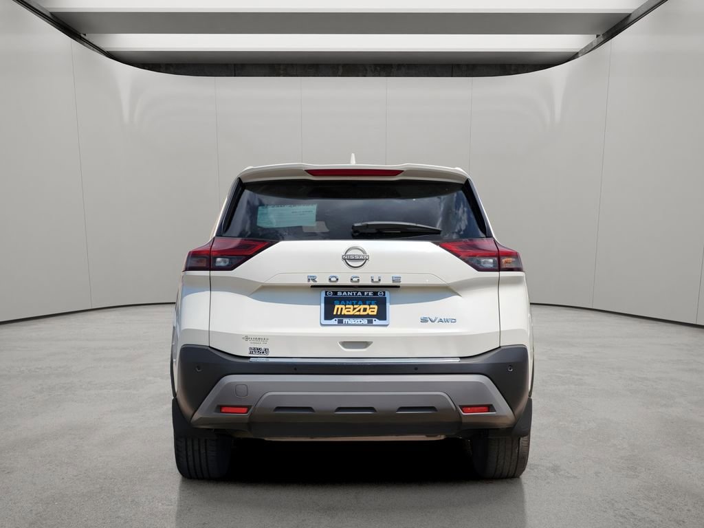 Used 2023 Nissan Rogue SV image 4