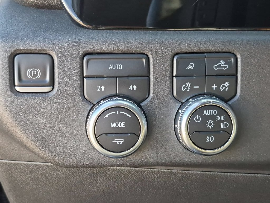 Used 2023 GMC Sierra 1500 SLT w/ SLT Premium Package AWD/4WD image 10