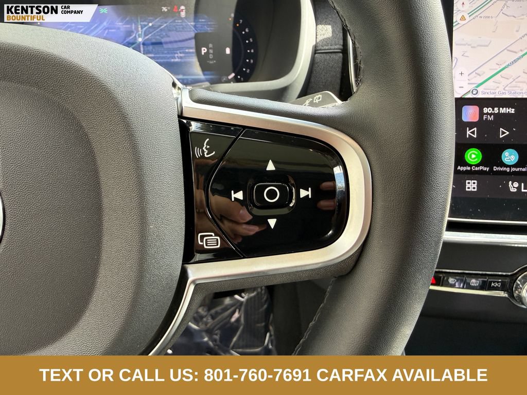 Used 2025 Volvo XC90 B5 Plus AWD/4WD image 12