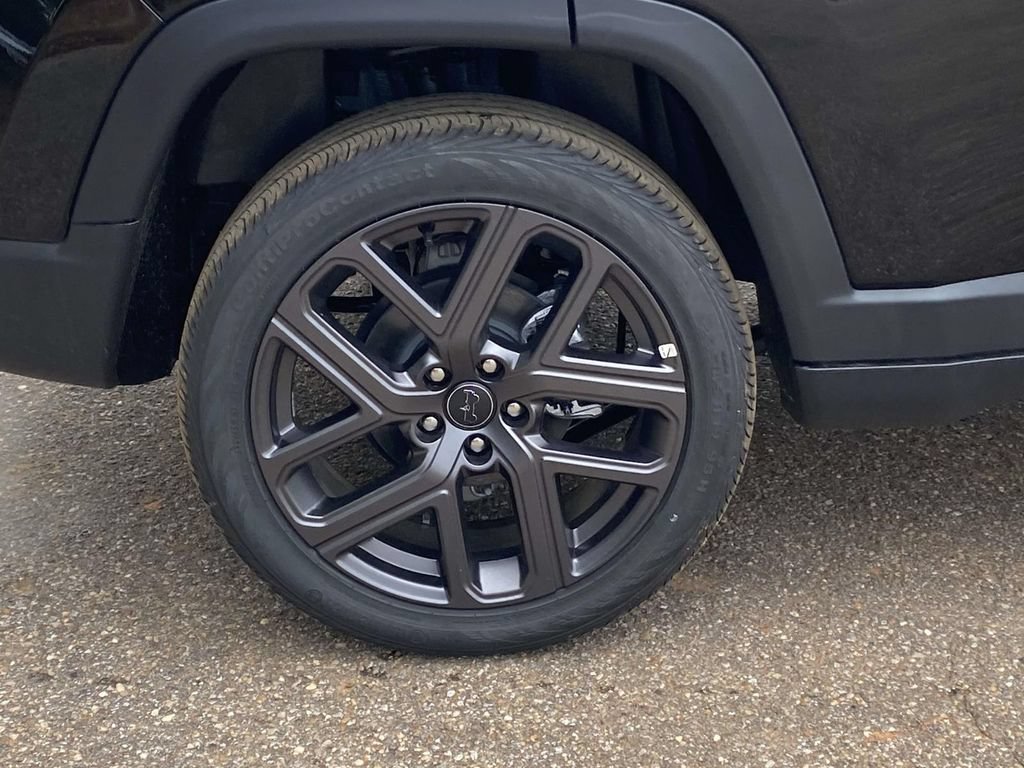 New 2026 Jeep Compass Latitude AWD/4WD image 8