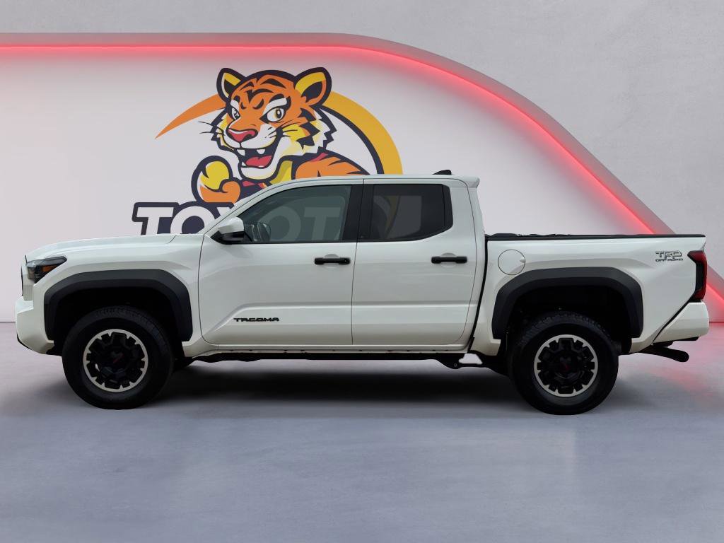 Used 2024 Toyota Tacoma TRD Off-Road image 8