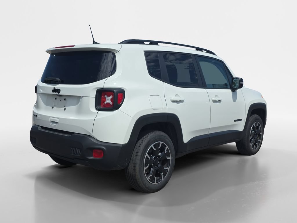 Used 2023 Jeep Renegade Latitude AWD/4WD image 5