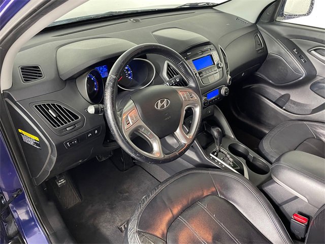 Used 2011 Hyundai Tucson Limited image 3