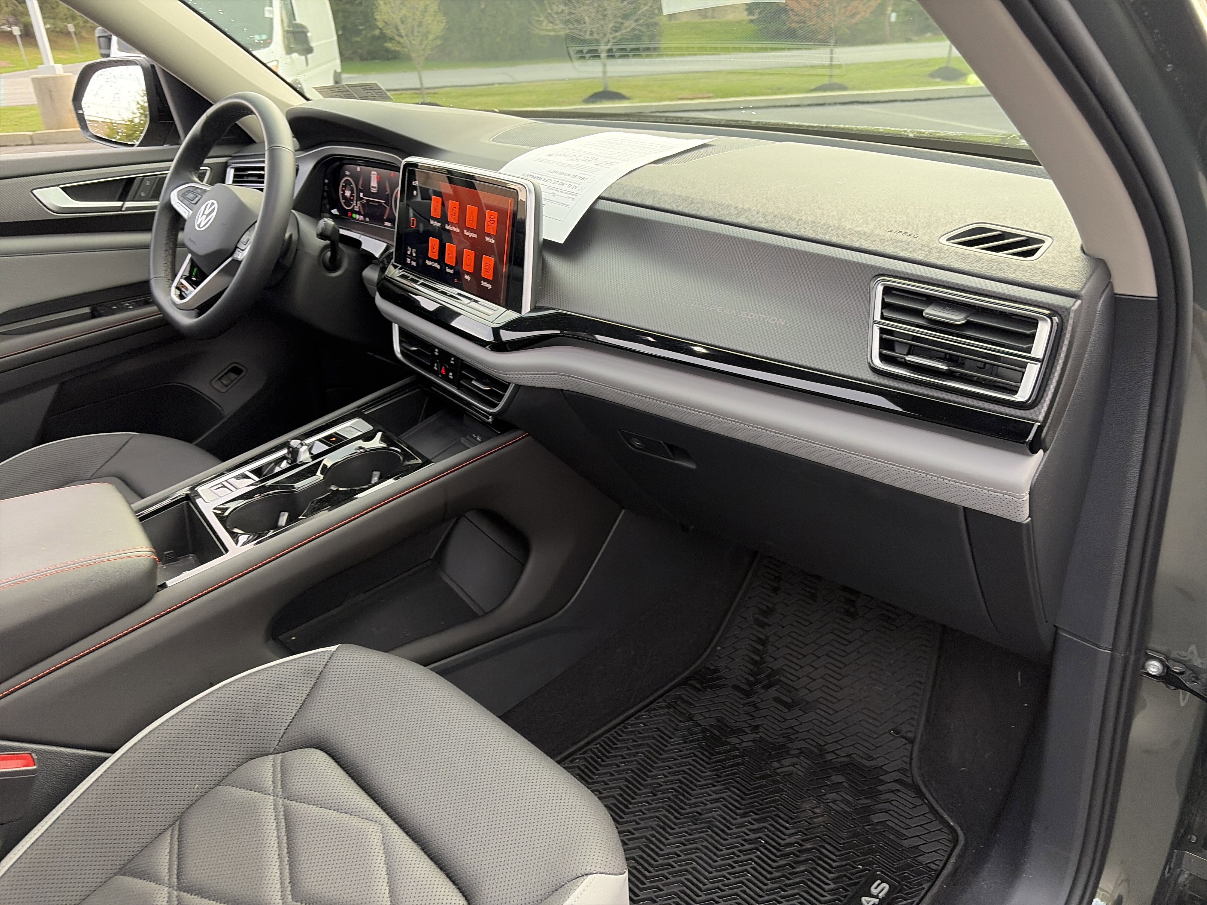 Used 2024 Volkswagen Atlas Peak Edition SE image 37