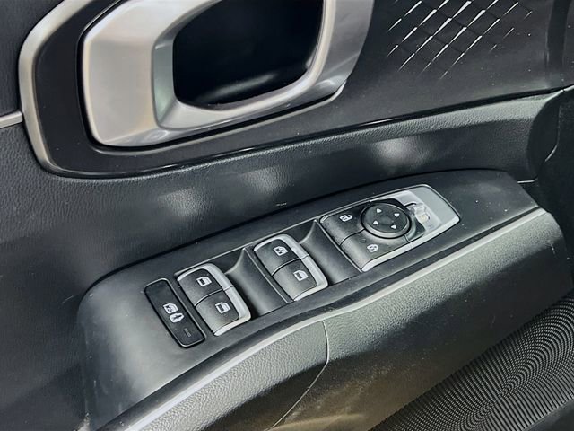 Certified 2021 Kia Sorento S w/ Panoramic Sunroof Package image 17