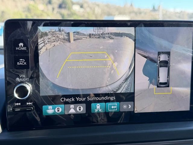 Certified 2025 Honda Pilot TrailSport image 21