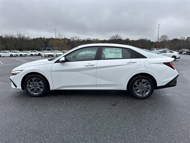 New 2026 Hyundai Elantra Blue image 4