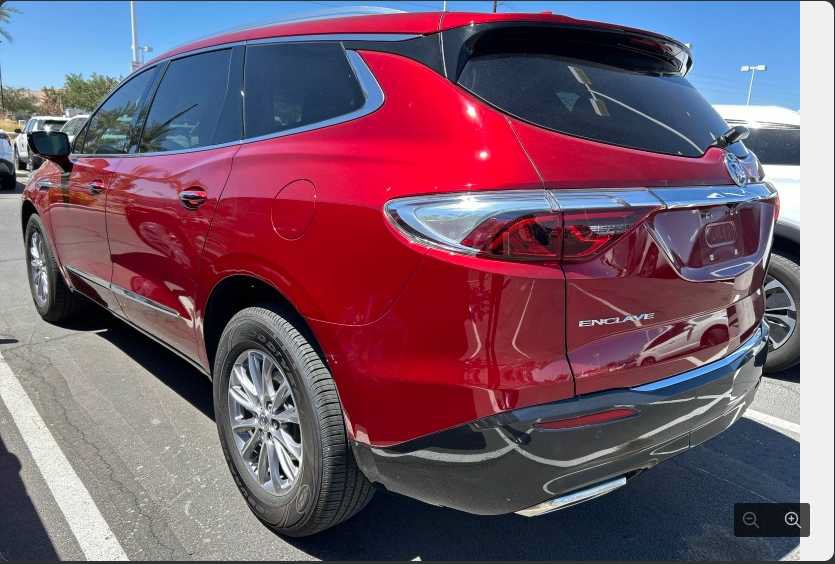 Used 2023 Buick Enclave Essence FWD image 11