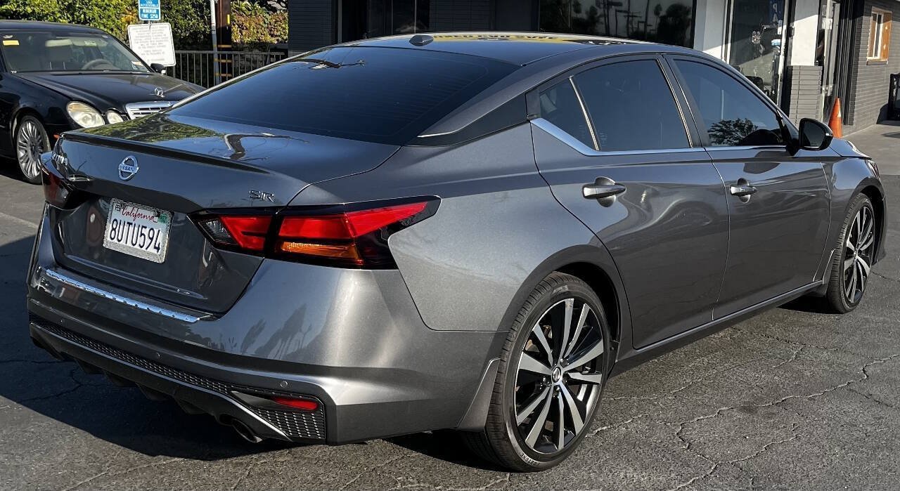 Used 2021 Nissan Altima 2.5 SR FWD image 5