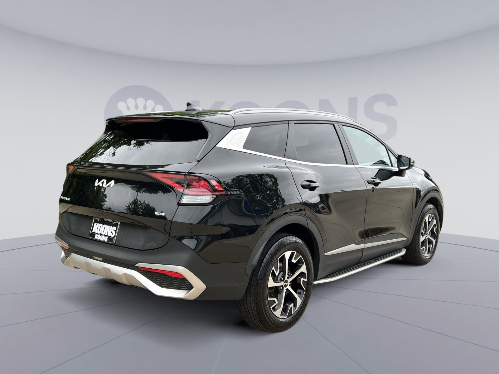 Used 2023 Kia Sportage EX AWD/4WD image 16