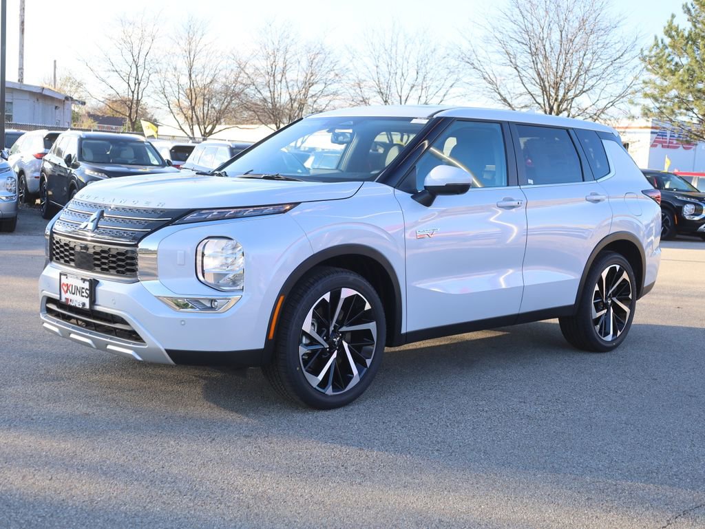 New 2025 Mitsubishi Outlander SEL image 4