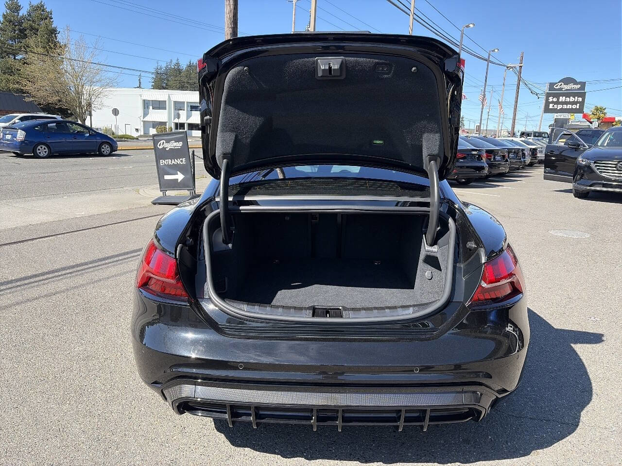 Used 2022 Audi RS e-tron GT w/ Year 1 Package AWD/4WD image 7