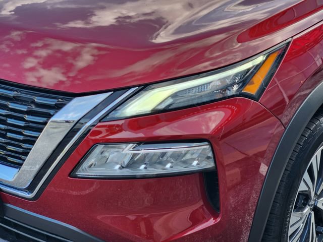 Used 2022 Nissan Rogue SV image 7