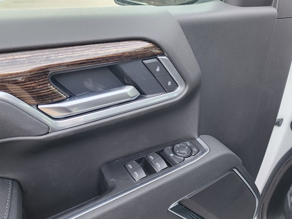 New 2026 GMC Sierra 1500 Elevation image 15