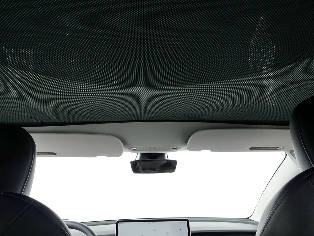 Used 2023 Tesla Model 3 Performance image 18