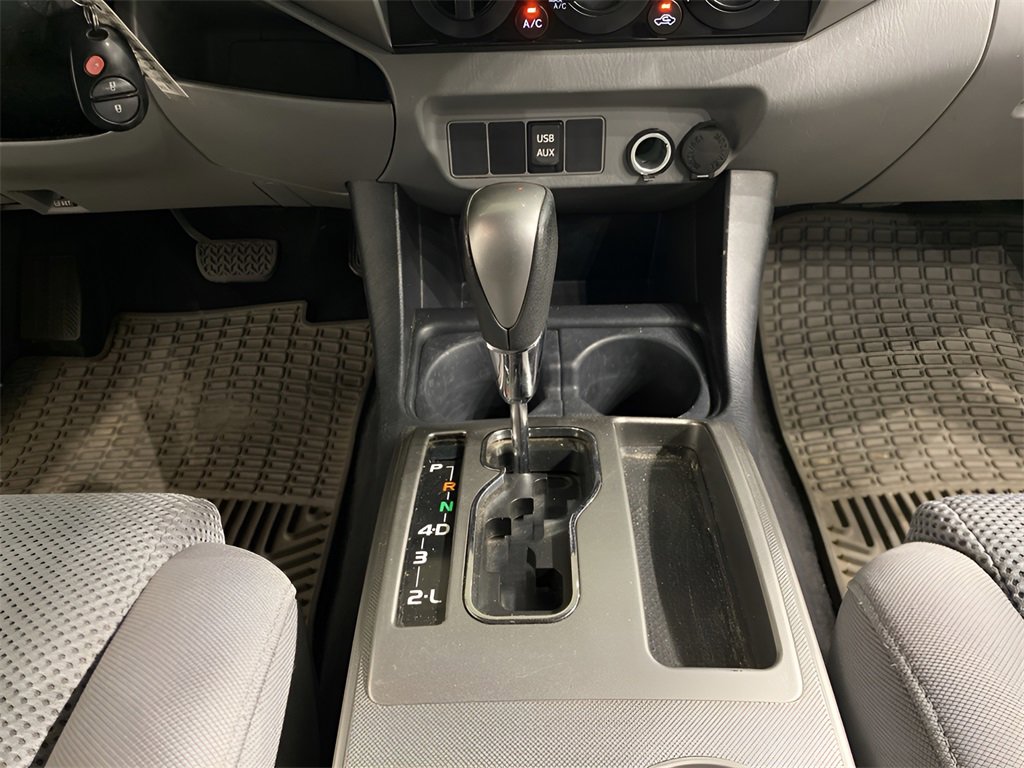 Used 2014 Toyota Tacoma 4x4 Access Cab V6 image 18