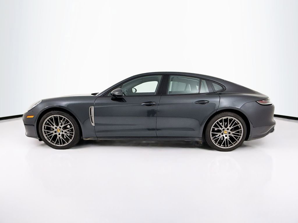 Certified 2023 Porsche Panamera Platinum Edition image 2