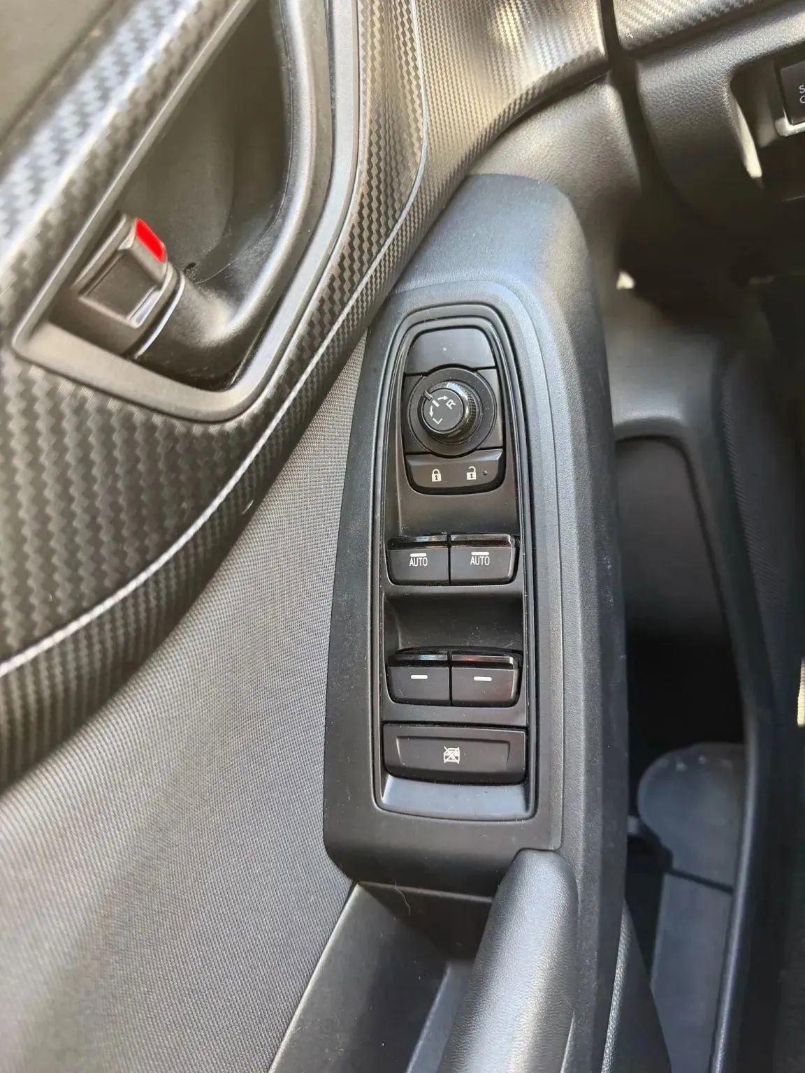 Used 2018 Subaru Crosstrek 2.0i Premium w/ Eyesight System image 22