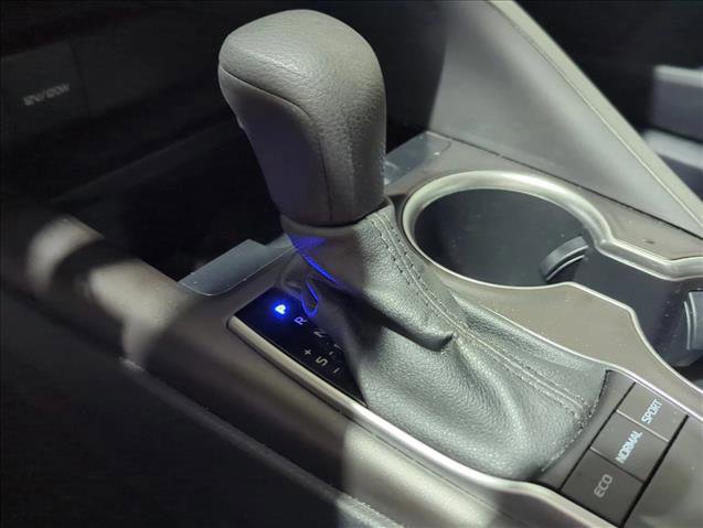 Certified 2022 Toyota Camry LE image 19
